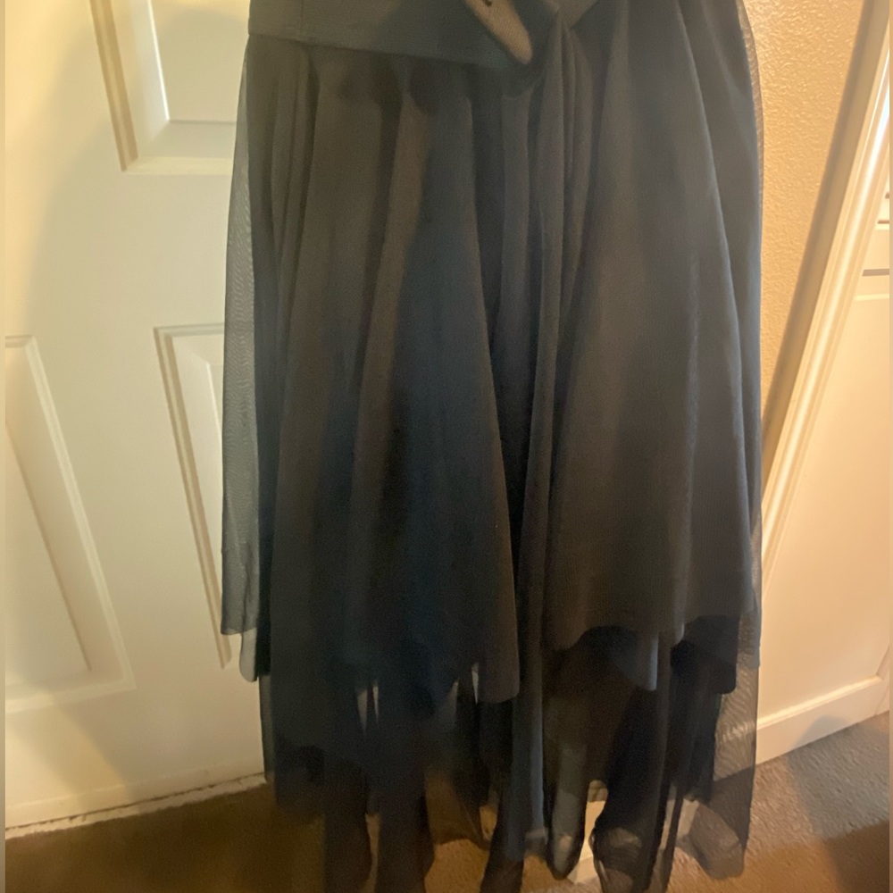 NWOT Torrid black asymmetrical tulle skirt - Picture 3 of 7